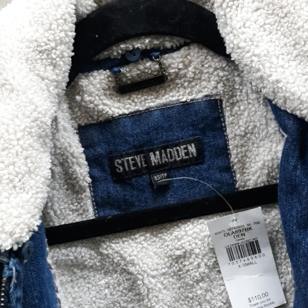 Steve Madden Blue Denim Jacket with removable Cream Sherpa Collar - Picture 6 of 10